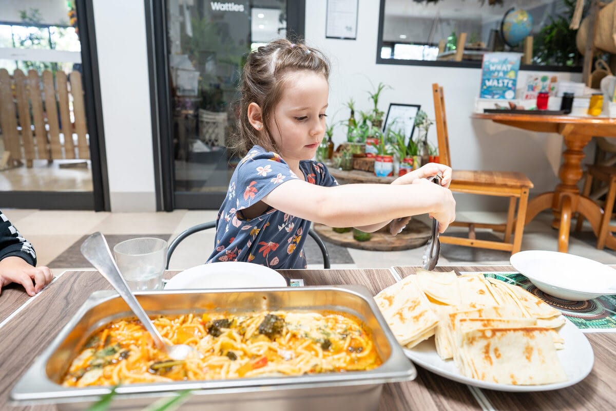 Hearty Beef Bolognese and Vegetable Pasta_Blog_Support Image 1 NEW